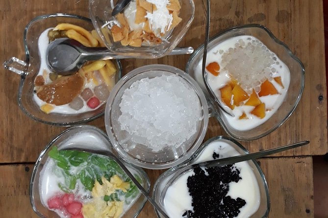 Small Group Hanoi Street Food Tour with a Real Foodie - How group size changes the experience (and your comfort)