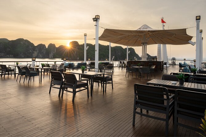 Stellar Cruise Full Day Explore Halong Bay - From Hanoi departure to Halong return: the schedule in plain English