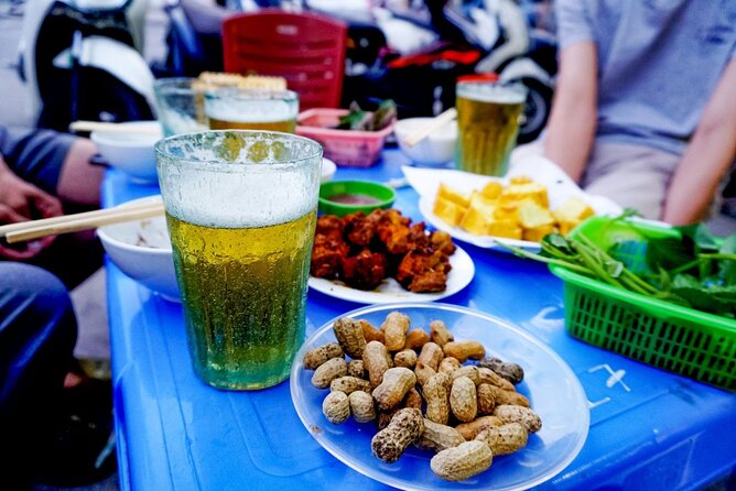 Street Food by Walking Tour for 3 hours in Hanoi, Vietnam - Hanoi Old Quarter at 6 pm: why this works as an easy first-night plan
