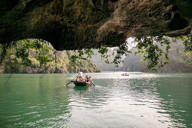 Swan Cruises Ha Long & Bai Tu Long Bay 2D1N - Thien Canh Son Cave - The onboard guide experience: Tommy and Sunday as the difference-makers