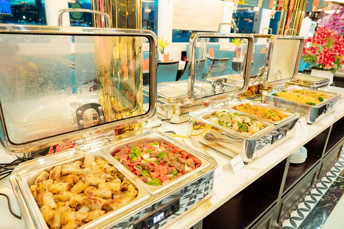 Sweetness Cruise Ha Long Bay: Caves, Kayaking, Swimming & Lunch - Lunch on board: music on deck and the real meal expectations