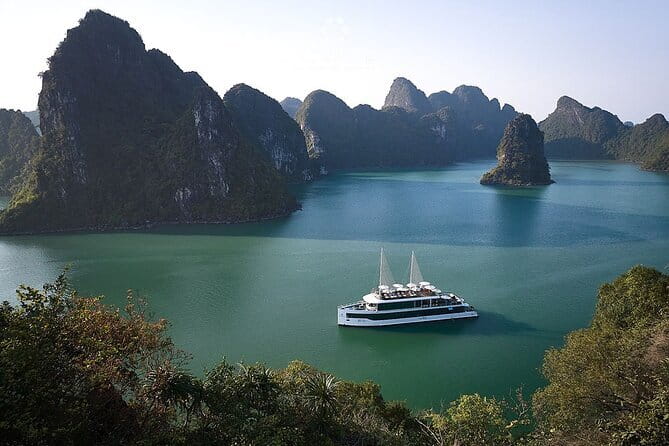 Taliya Day Cruise: Top Luxury Tour in Halong Bay & Lan Ha Bay - Dark and Light Cave via Bright Cave rowing