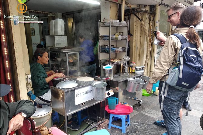 Tasting 8 Different Street Foods + Local Drink at Evening Time by Walking - Who this tour is best for