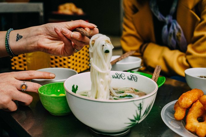 The 10 Tastings of Hanoi With Locals: Private Street Food Tour - Key things I’d bet on before you book