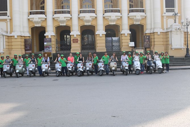 The insider's Hanoi 4.5 hours All highlight Places & Train Street - West Lake: one of Hanoi’s best city overview moments