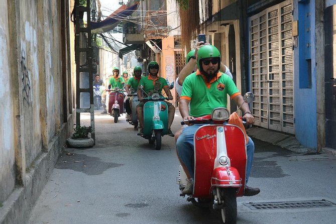 The insider's Hanoi 4.5 hours All highlight Places & Train Street - Pickup, drop off, and the small group feel (with a max of 15)