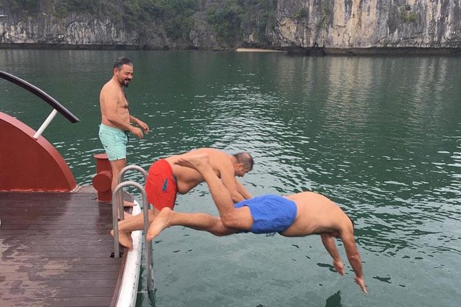 The Most Luxurious Ha Long Bay 1 Day Trip - Jadesails Cruise - Getting back to Hanoi smoothly at night