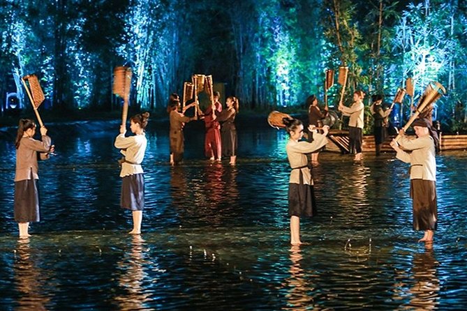 The Quintessence of Tonkin Show - CNN News "MUST-SEE IN HANOI" - Timing: What 3 to 3.5 Hours Really Means