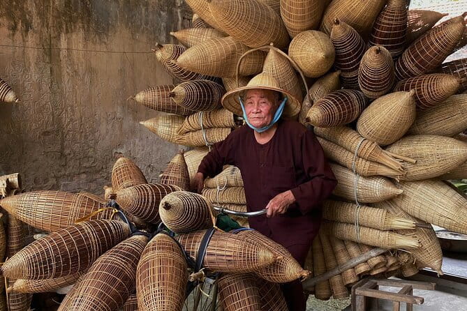 Three Traditional Villages Private Day Tour from Hanoi - Price and value for $135: what you are paying for