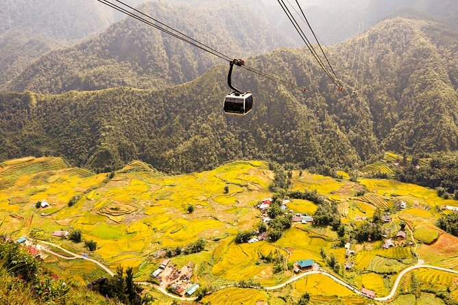 Tour to Sapa town and Cat Cat Village at the Fansipan Mountain - Cat Cat Village: culture you can watch, views that make the climb worth it