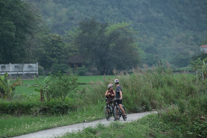Trang An and Bich Dong Luxury Small Group Tour with Cycling - Lunch and the long-day reality: how the timing feels on the ground