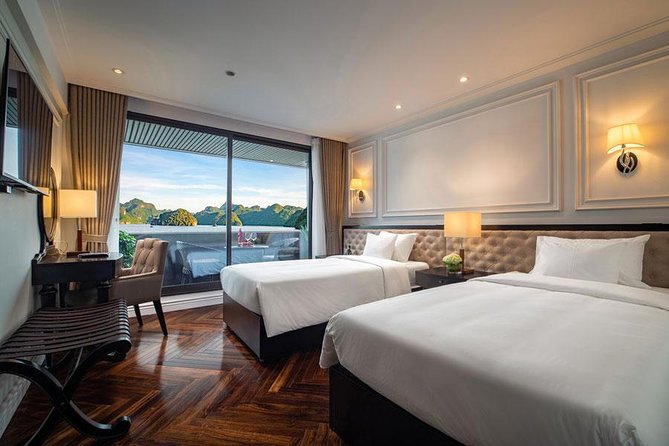 Ultra luxury style-3D/2N amazing activities Halong-Lan Ha- Cat Ba - Getting from Hanoi to the bay, with a proper pickup plan