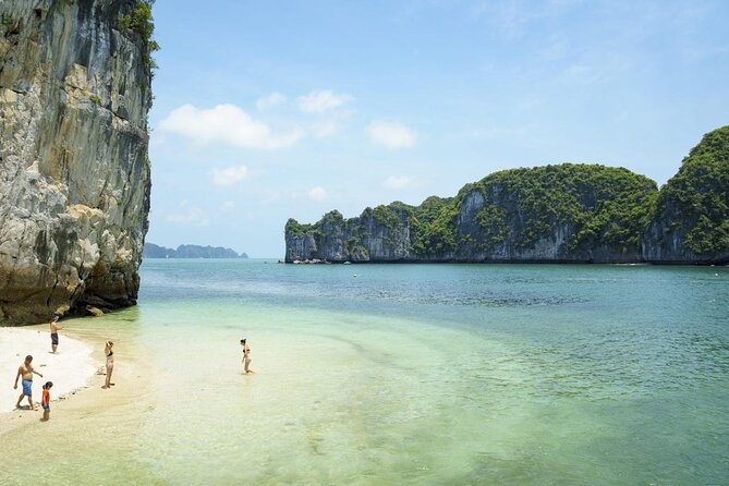V Spirit Cruises Halong Bay 2 Days/1 Night 5 Star - V’Spirit Classic cruise, what “5 star” means for your time