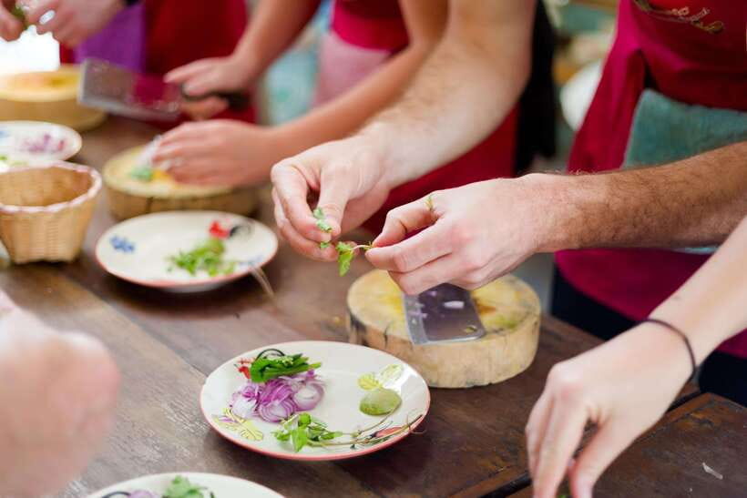 Vegetarian Hanoi Cooking Class: Master Vietnamese Cuisine - Why this vegetarian Hanoi cooking class starts at Ngoc Ha