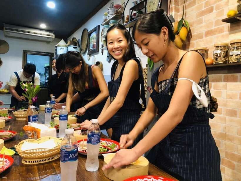 Vegetarian Hanoi Cooking Class: Master Vietnamese Cuisine - The role of your chef: clearer directions, more confidence