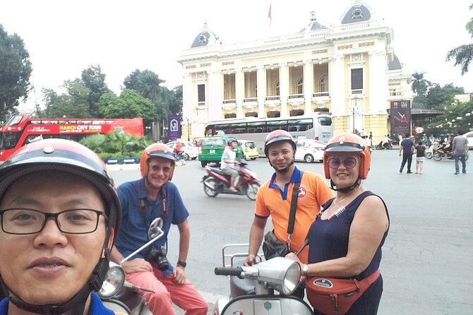 Vespa Tour HANOI BACK STREETS: FOOD+LOCAL LIFE+CULTURE & FUN - Train Street on Duờng Tau: the timing matters