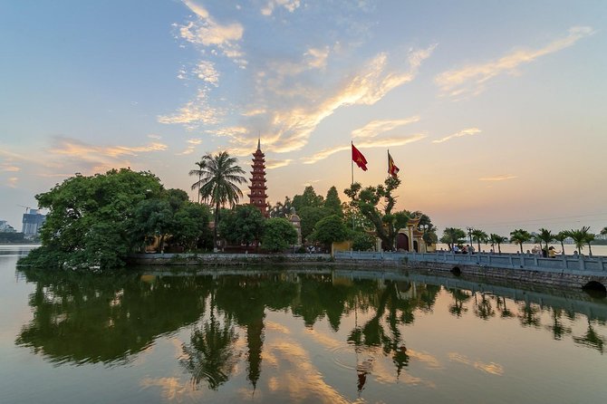 Vietnam At Glance In 7 Days - From Hanoi to Ho Chi Minh City - The fast turn south: Hanoi to Ho Chi Minh City without extra hassle