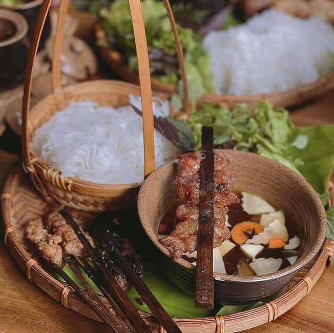 Vietnam Tea Tasting - Giang Egg Coffee & Train Street Visit - Bun Cha lunch: how optional meals affect your schedule