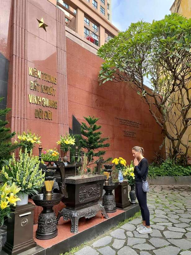 Vietnam War History Tour Through Hoa Lo Prison and Museums - Who this tour suits best in Hanoi