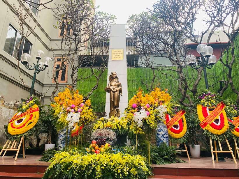 Vietnam War: Uncovering Hanoi's Untold Stories - Guides Matter Here, and You’ll Feel It in the Storytelling