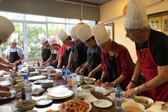 Vietnamese Food Cooking Class in Hanoi with Market Experience - Picking your dishes: from 9 suggestions to 3 dishes on your plate